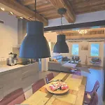 شقة The Cherry House, Monterosa Petritoli