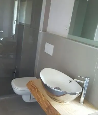 The Cherry House, Monterosa * Petritoli