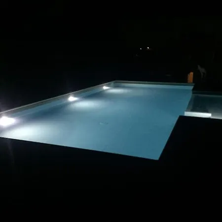 The Cherry House, Monterosa Διαμέρισμα *