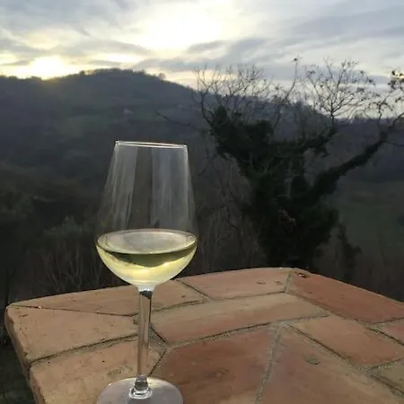 The Cherry House, Monterosa Appartement *