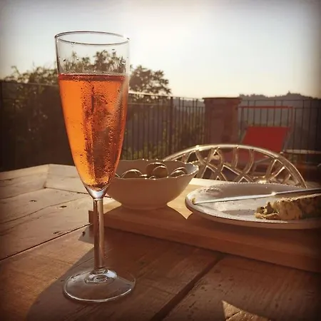 The Cherry House, Monterosa Appartement Petritoli