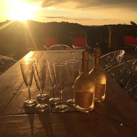 The Cherry House, Monterosa Petritoli