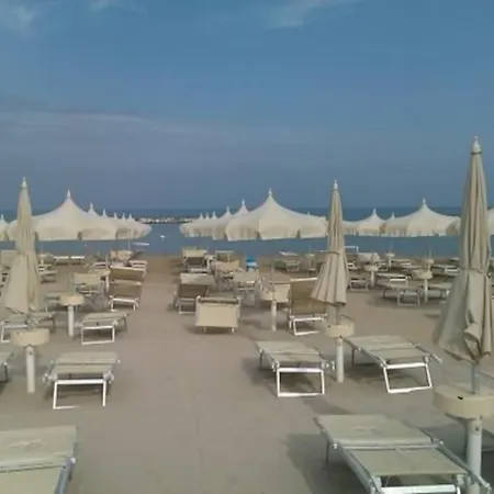 The Cherry House, Monterosa *