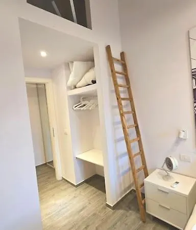 The Cherry House, Monterosa Petritoli