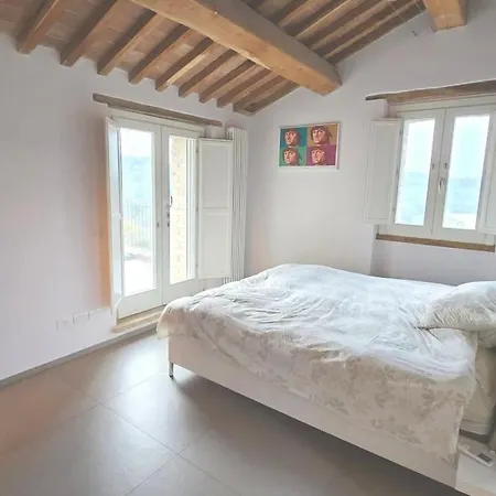 The Cherry House, Monterosa Appartement *