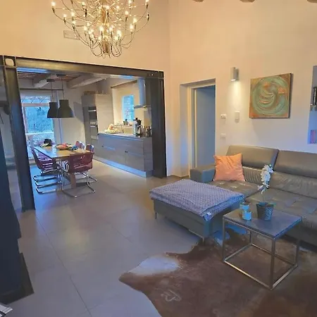 The Cherry House, Monterosa * Petritoli