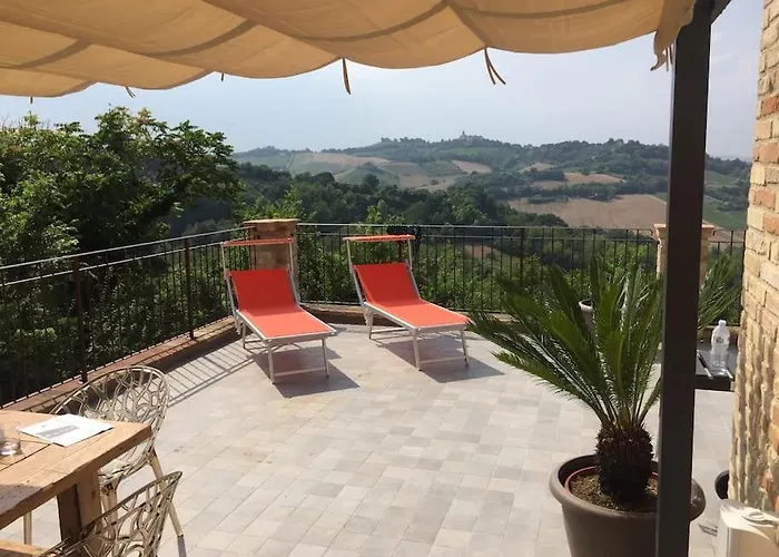 The Cherry House, Monterosa Petritoli